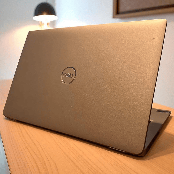 Dell latitude 5450 / Ultra 5 135H / 16GB RAM / 512GB SSD / Pantalla 14 FHD 2