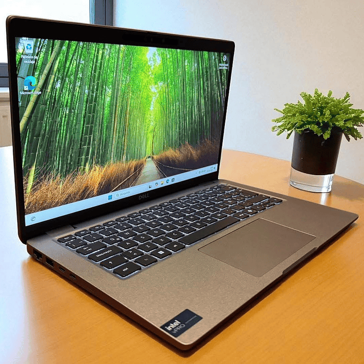 Dell latitude 5450 / Ultra 5 135H / 16GB RAM / 512GB SSD / Pantalla 14 FHD 7