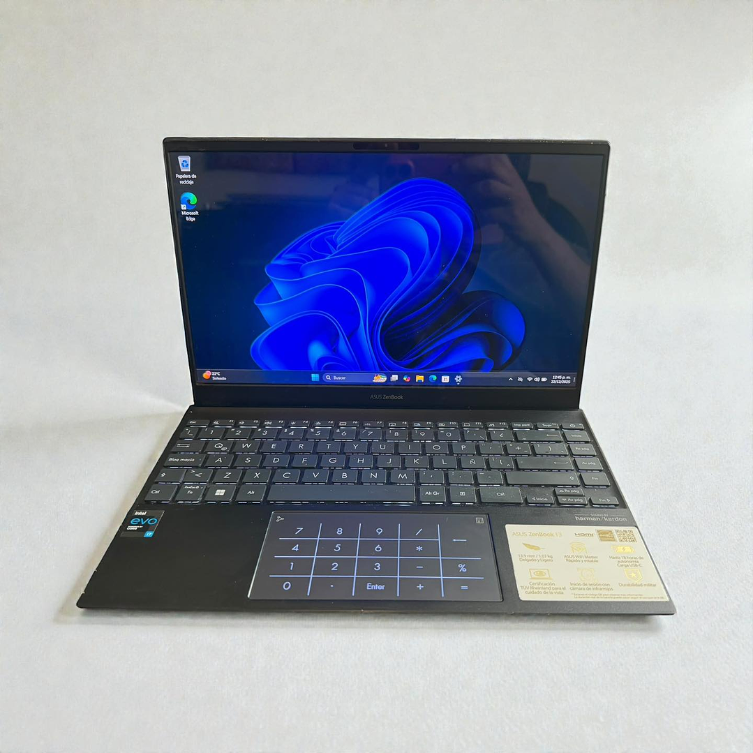 Asus Zenbook 13 Oled UX325 / Intel i7-1165G7 / 16GB RAM / 512GB SSD / Pantalla 13,3 OLED FHD 1