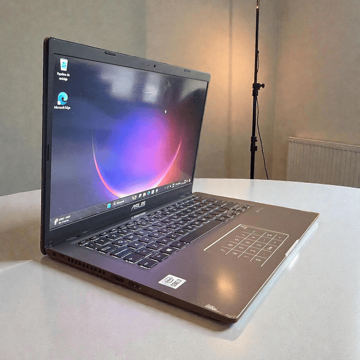 Asus Vivobook X415J / i7-1065G7 / 20GB RAM / 512GB SSD / Pantalla 14 FHD 5