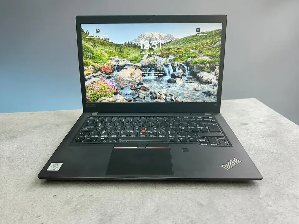 Thinkpad T14 Gen 1 / i7-10510U / 16GB RAM / 256GB SSD / Pantalla 14 FHD Touch 2