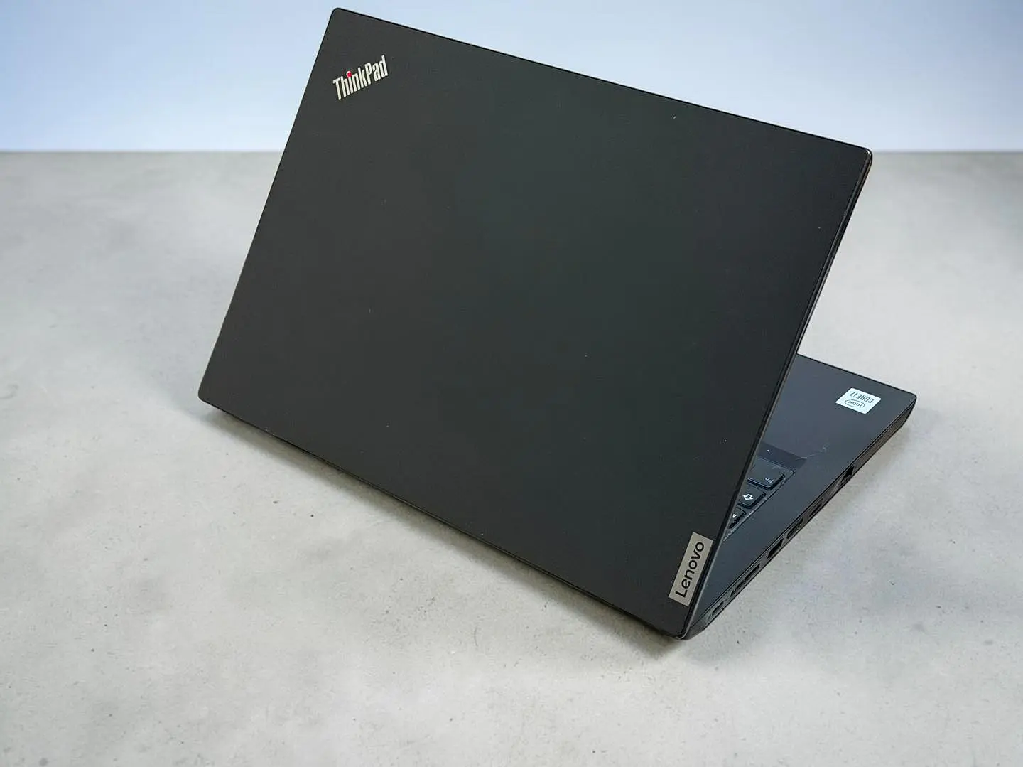 Lenovo Thinkpad L14 Gen 1 / i7-10510U / 16GB RAM / 256GB SSD / Pantalla 14 HD 2