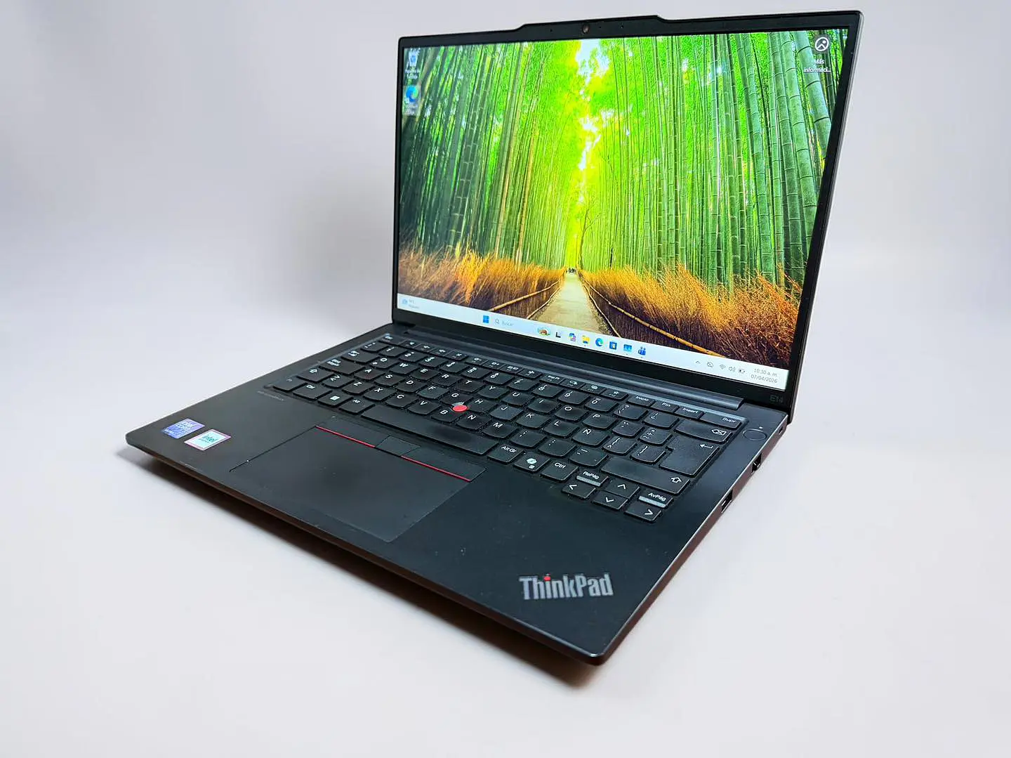 Lenovo Thinkpad E14 Gen 6 / Ultra 5 125U / 16GB RAM / 512GB SSD / Pantalla 14 FHD 7