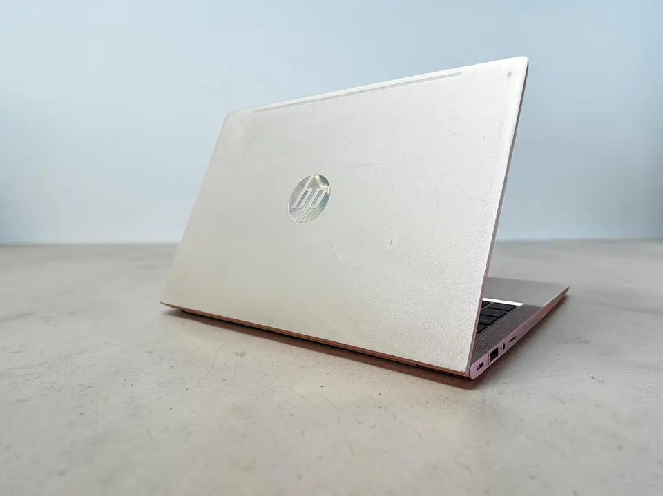 HP Probook 430 G8 / i5-1135G7 / 16GB RAM / 256GB SSD / Pantalla 13,3 HD 2