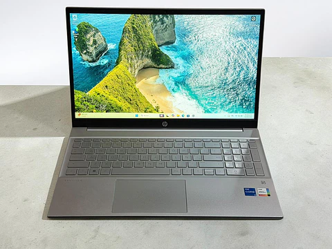HP 15 EG / i5-1135G7 / 512GB SSD / Pantalla 15,6 FHD / 8GB RAM