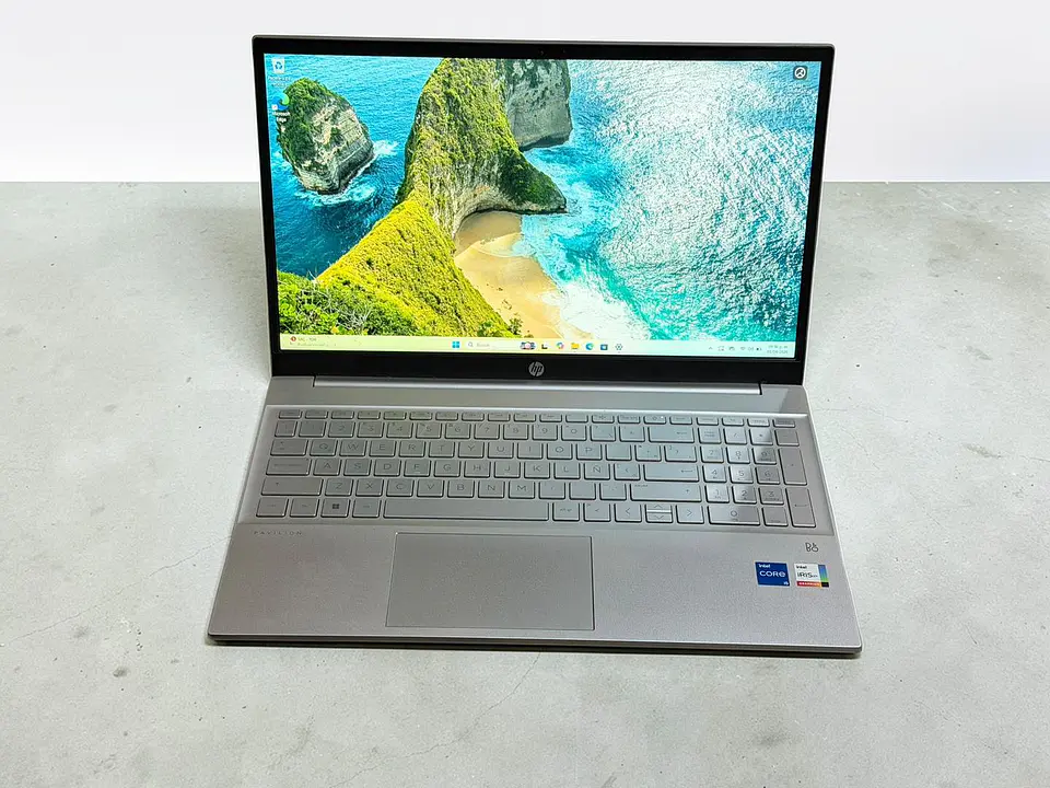 HP 15 EG / i5-1135G7 / 512GB SSD / Pantalla 15,6 FHD / 8GB RAM 6