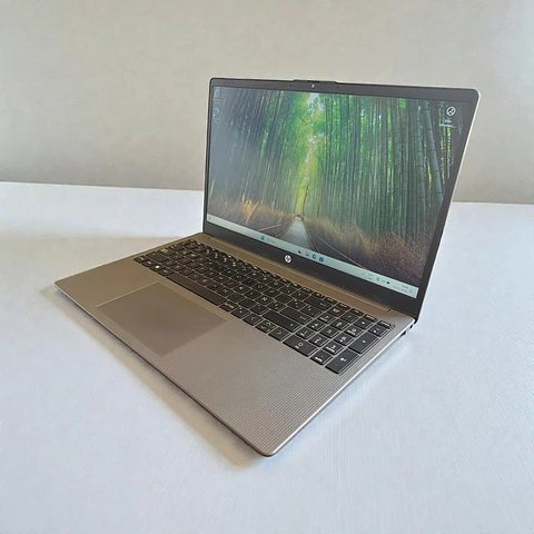HP 255 G10 / Ryzen 7 7730U / 16GB RAM / 512GB SSD / Pantalla 15,6 HD