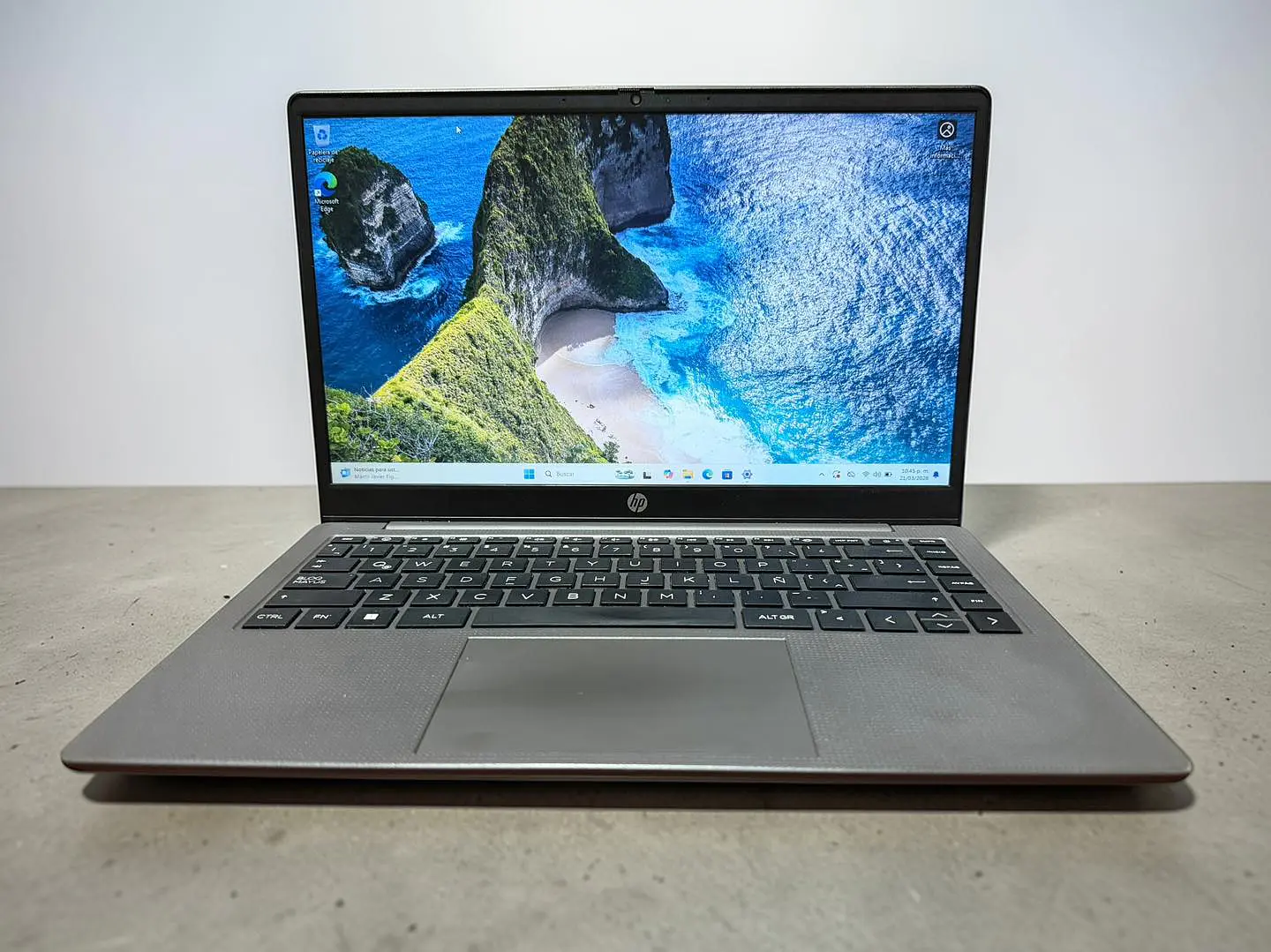 HP 245 G10 / Ryzen 7 7730U / 16GB RAM / 512GB SSD / Pantalla 14 HD 1