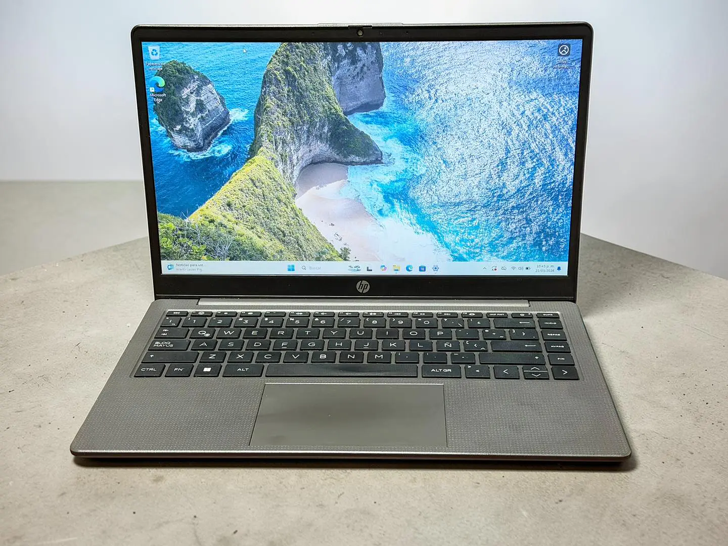 HP 245 G10 / Ryzen 7 7730U / 16GB RAM / 512GB SSD / Pantalla 14 HD 6
