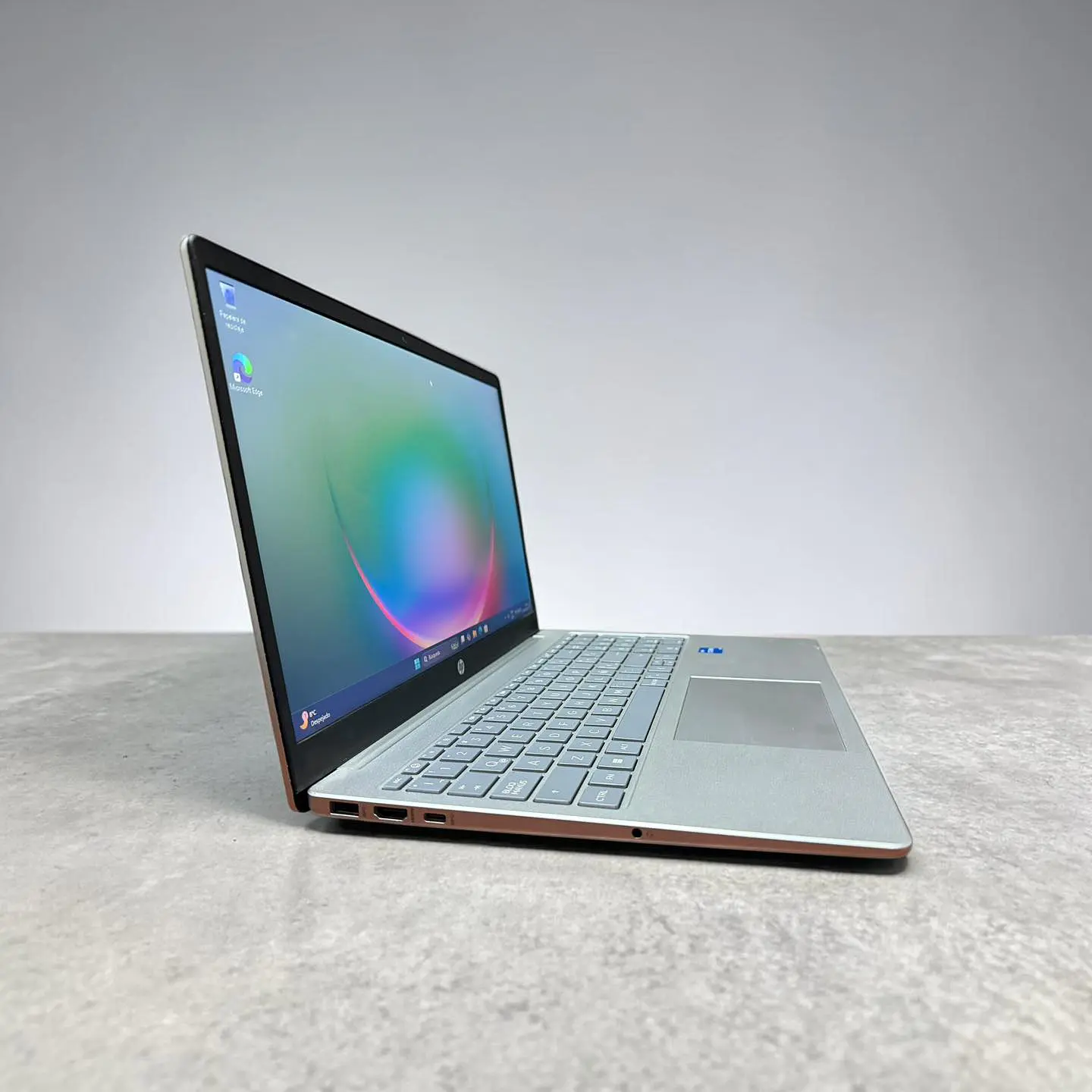HP 15 fd0048la / i5-1235U / 512GB SSD / 8GB RAM / Pantalla 15,6 HD 6