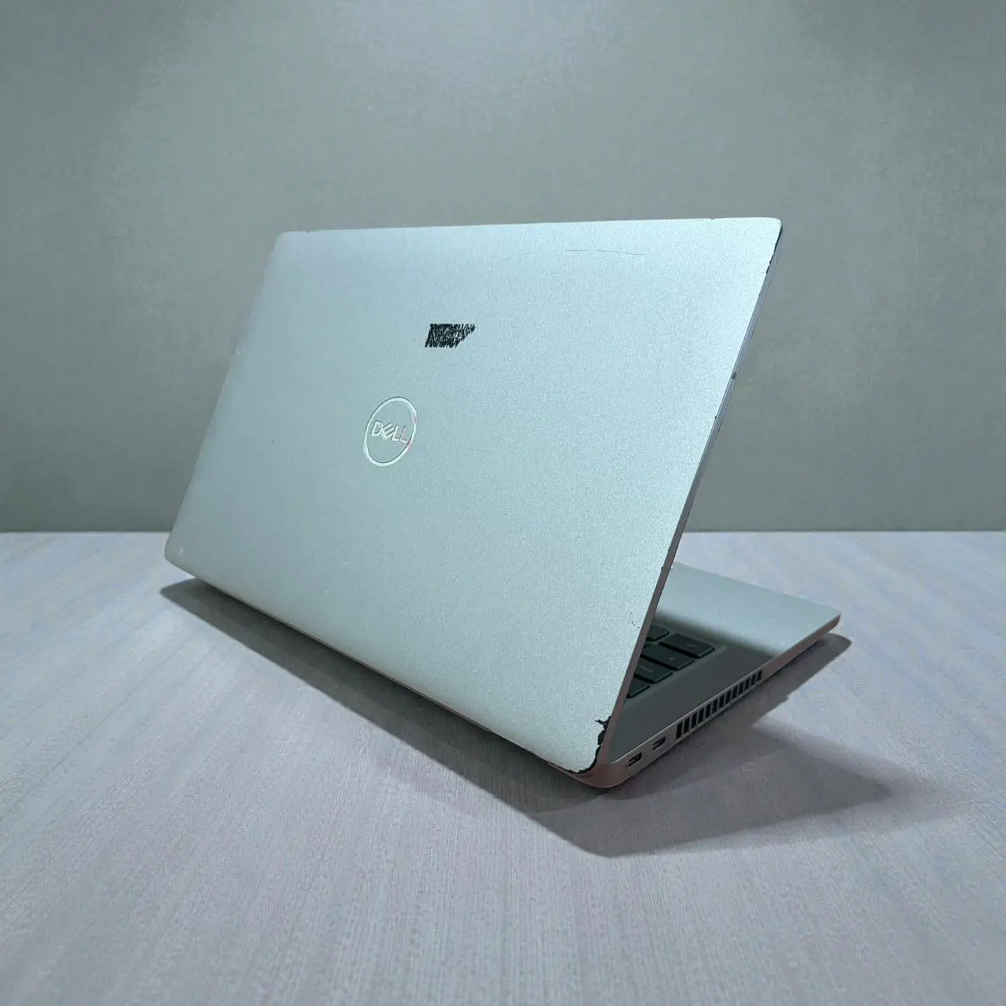 Dell latitude 5420 / i7-1165G7 / 12GB RAM / 512GB SSD / Pantalla 14 FHD 3
