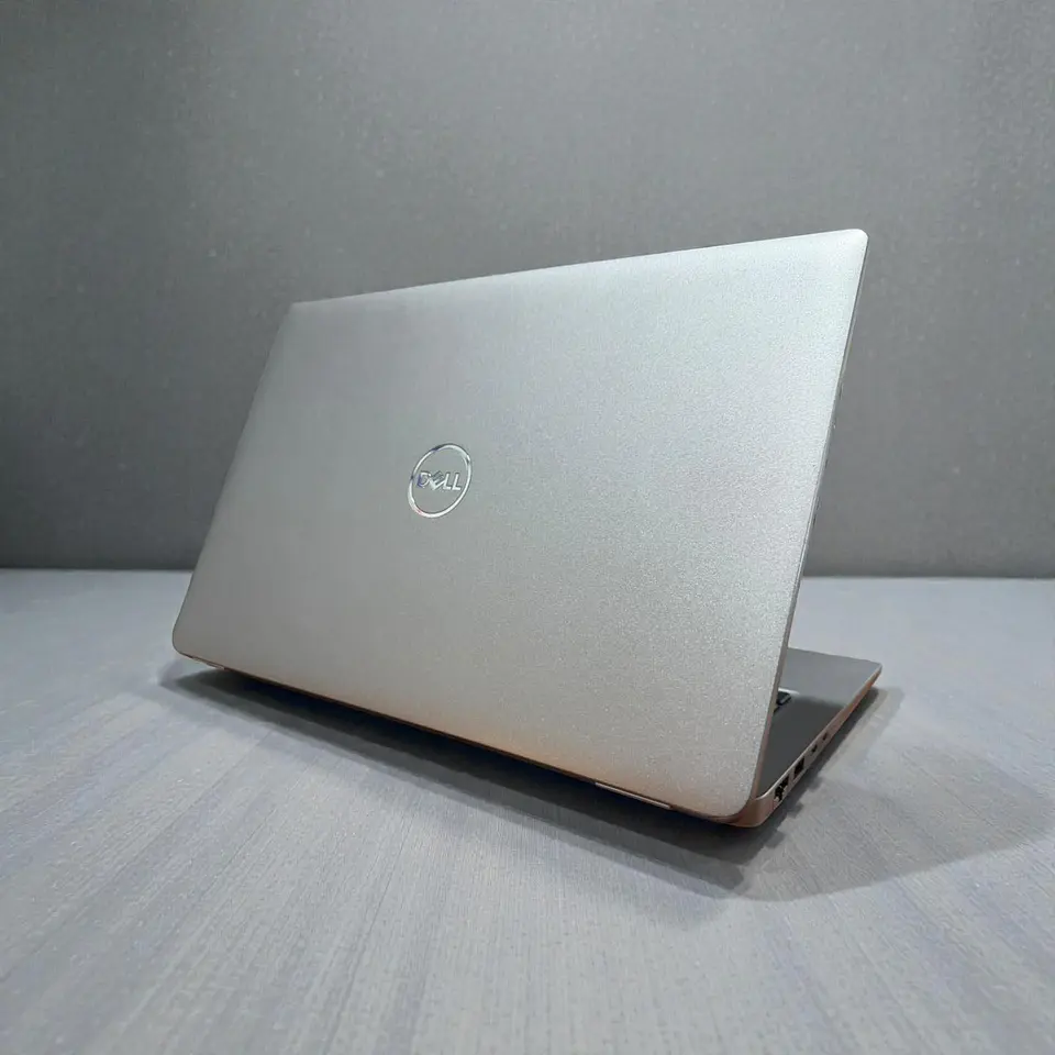 Dell latitude 5440 / i7-1355U / 32GB RAM / 512GB SSD / Pantalla 14 FHD Touch 3
