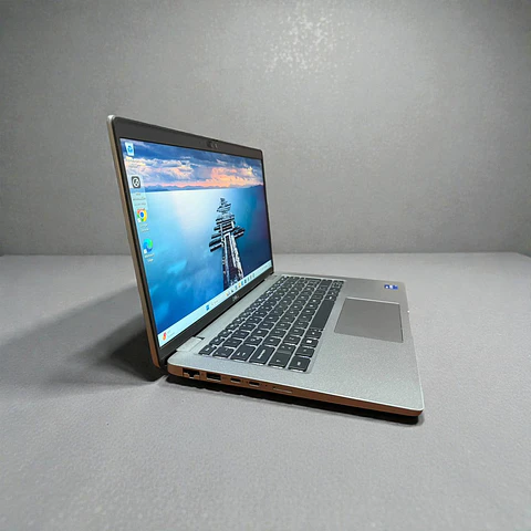 Dell latitude 5440 / i7-1355U / 32GB RAM / 512GB SSD / Pantalla 14 FHD Touch