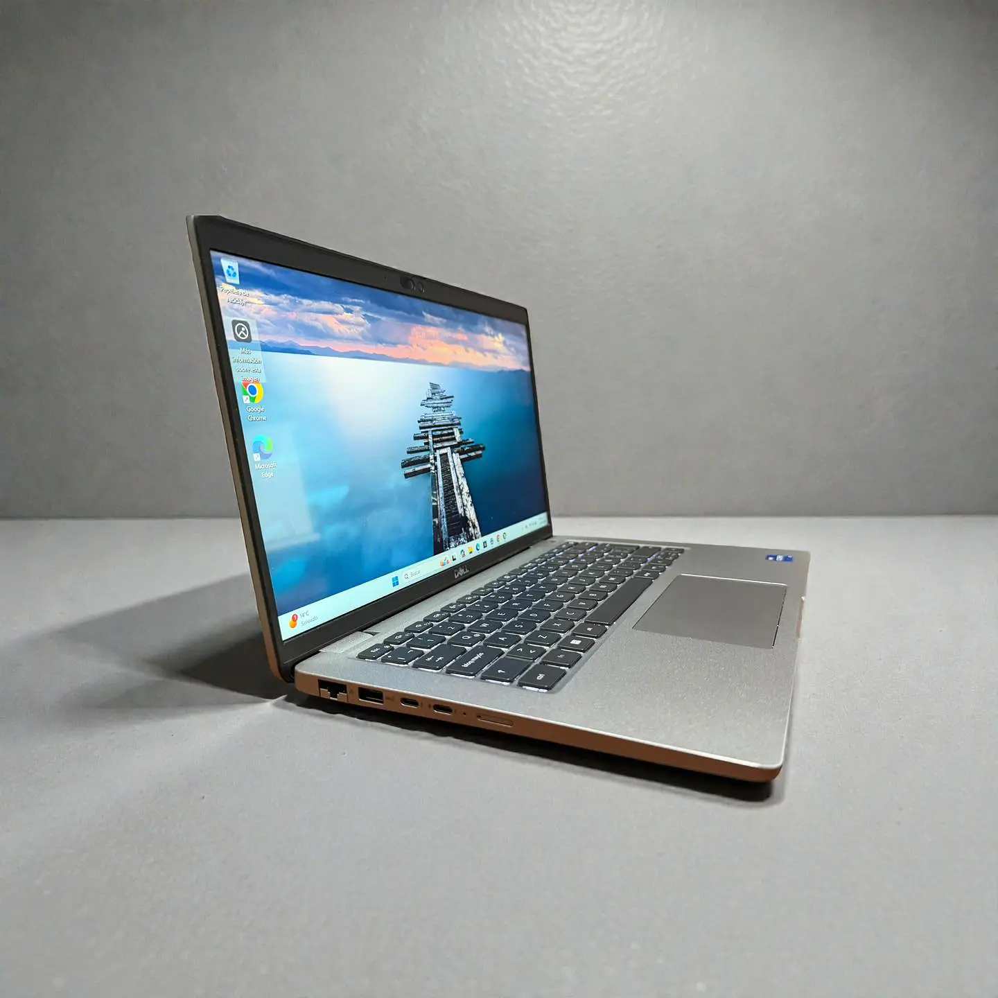 Dell latitude 5440 / i7-1355U / 32GB RAM / 512GB SSD / Pantalla 14 FHD Touch 6