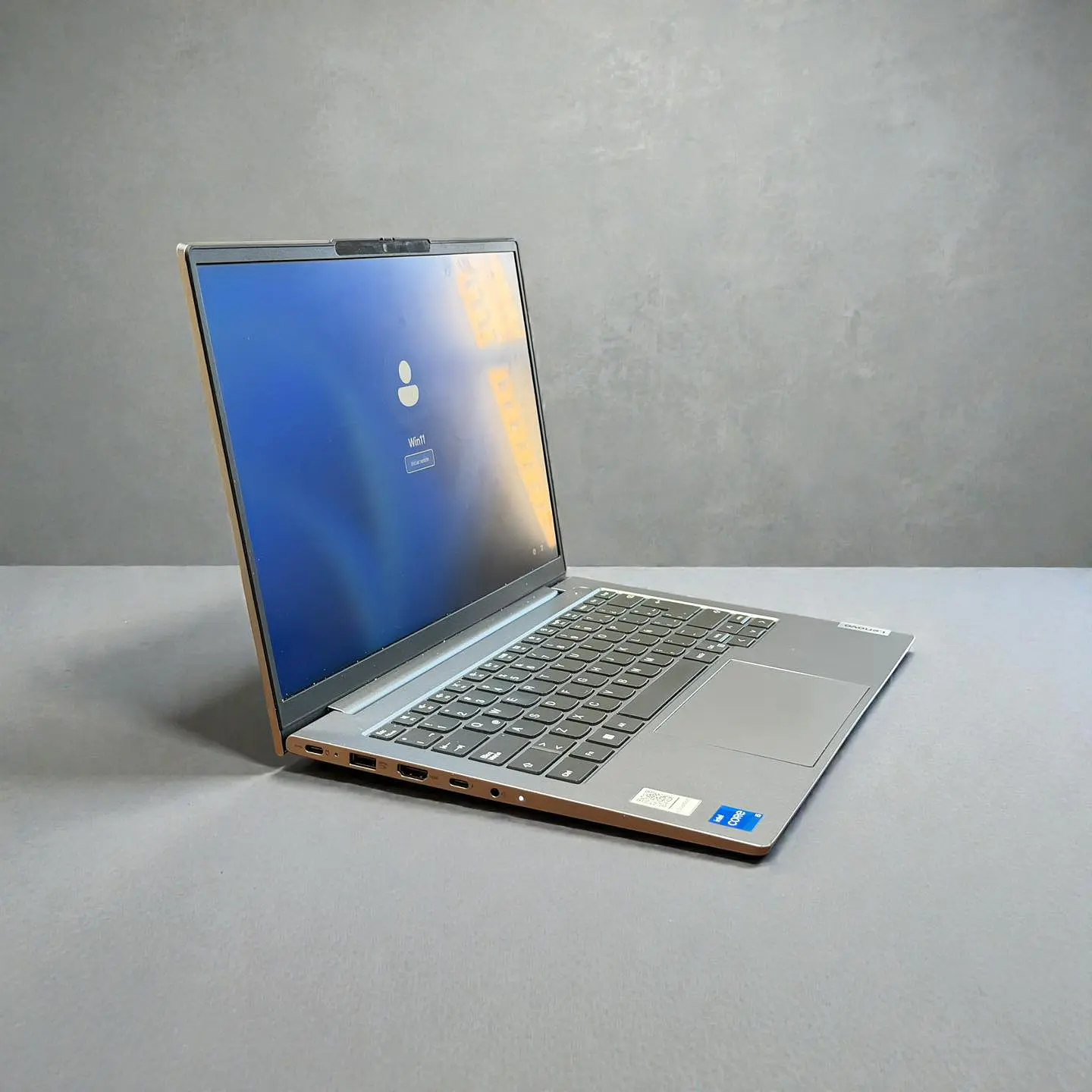 Lenovo Thinkbook 14 G6 / i5-13420H / 16GB RAM / 512GB SSD / Pantalla 14 FHD 1