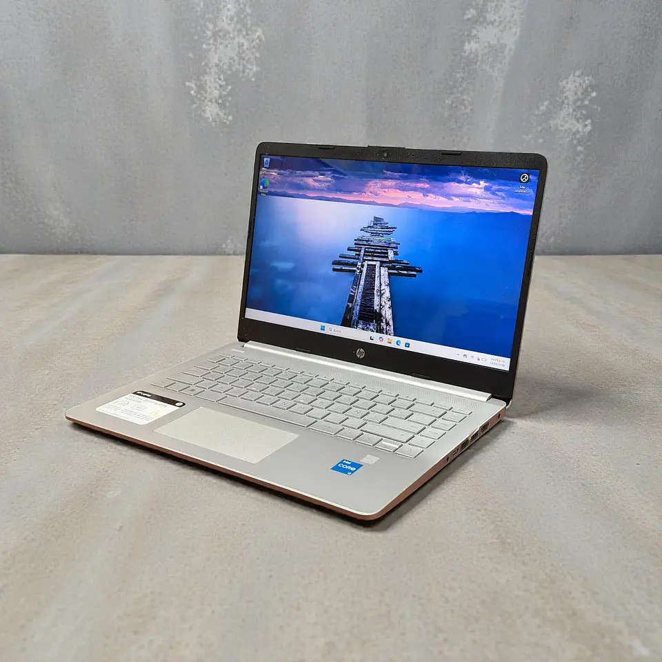 HP 14 DQ / i3-1115G4 / 8GB RAM / 256GB SSD / Pantalla 14 HD 3