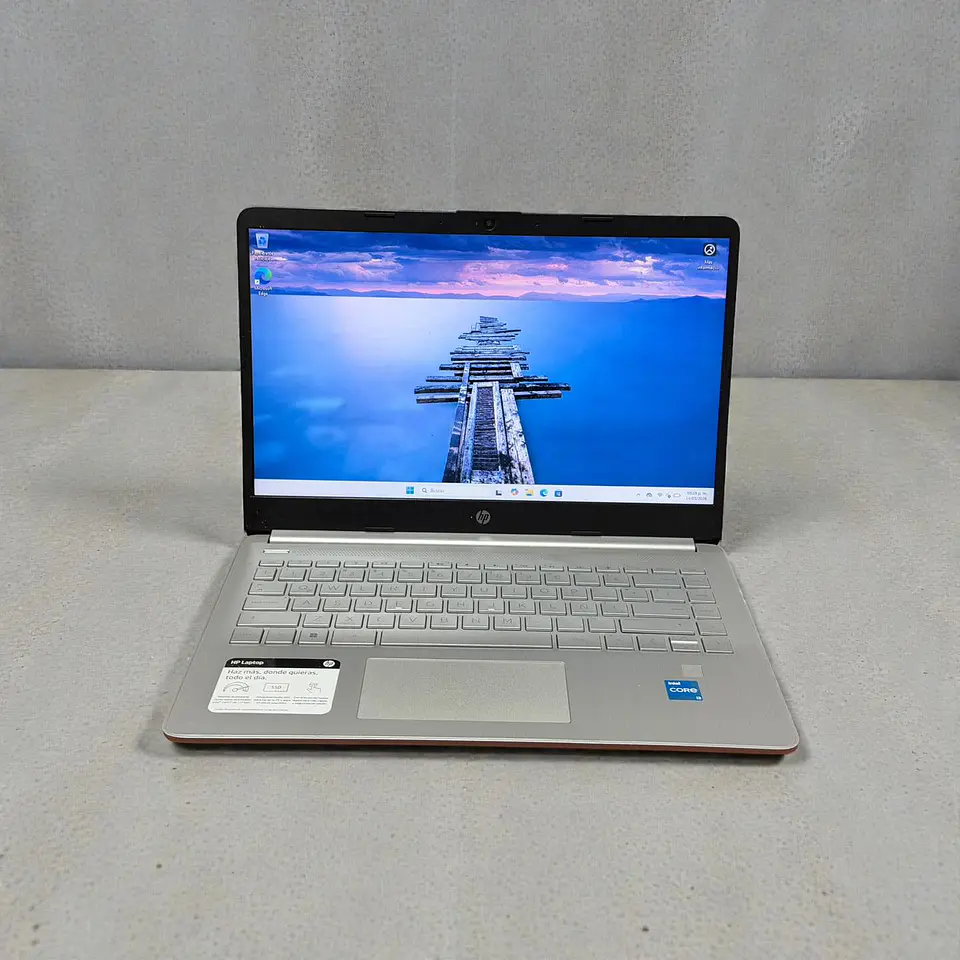 HP 14 DQ / i3-1115G4 / 8GB RAM / 256GB SSD / Pantalla 14 HD 1