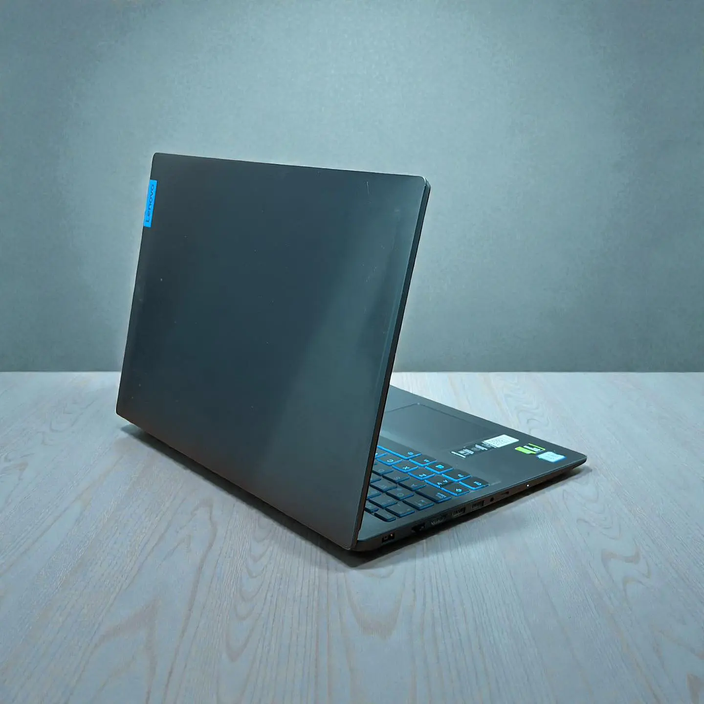 Lenovo L340 Gaming / i5-9300H / GTX 1050 (3GB) / 8GB RAM / 256GB SSD 2