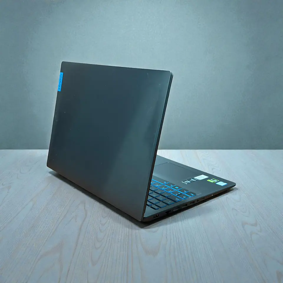 Lenovo L340 Gaming / i5-9300H / GTX 1050 (3GB) / 8GB RAM / 256GB SSD 2