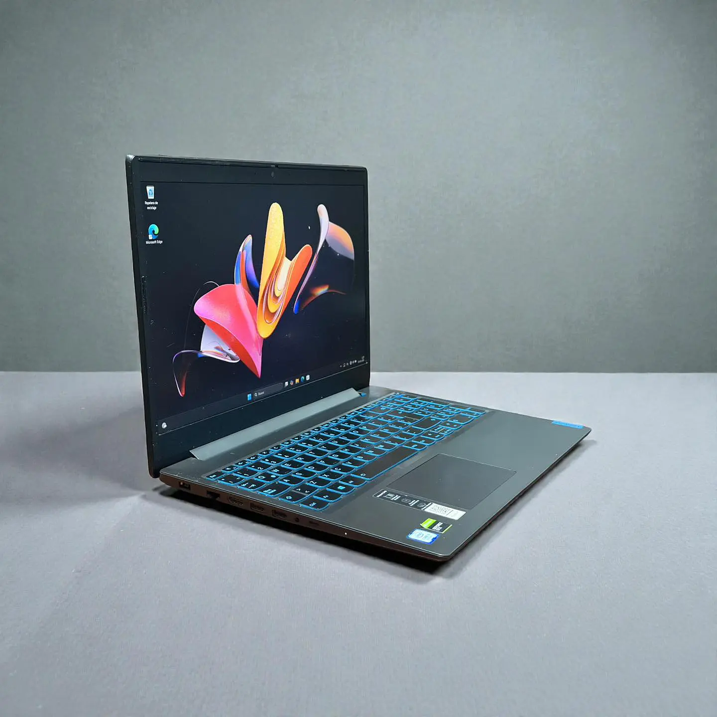 Lenovo L340 Gaming / i5-9300H / GTX 1050 (3GB) / 8GB RAM / 256GB SSD 5