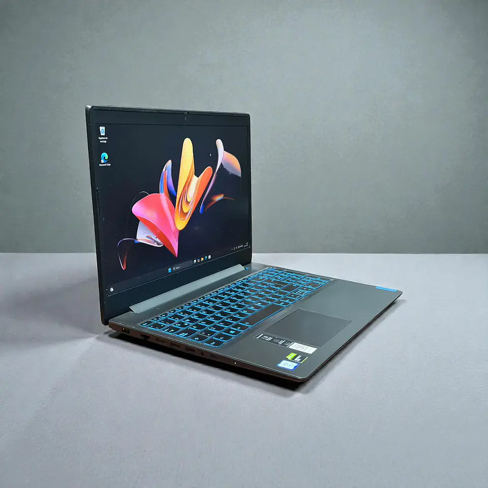Lenovo L340 Gaming / i5-9300H / GTX 1050 (3GB) / 8GB RAM / 256GB SSD 5