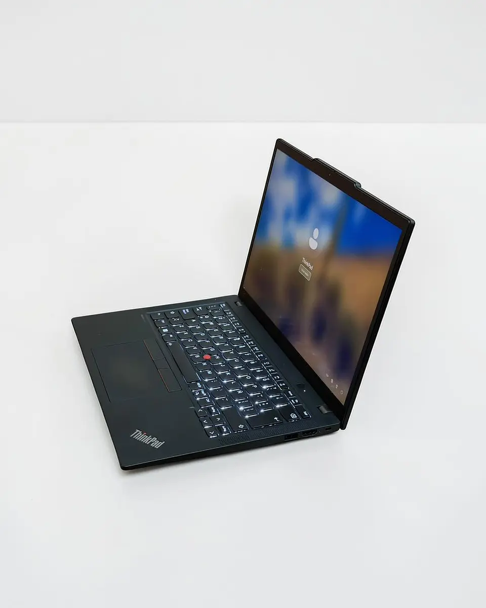Lenovo Thinkpad X13 Gen 4 / i7-1365U / 1TB SSD / 16GB RAM / Pantalla 13,3 FHD 3