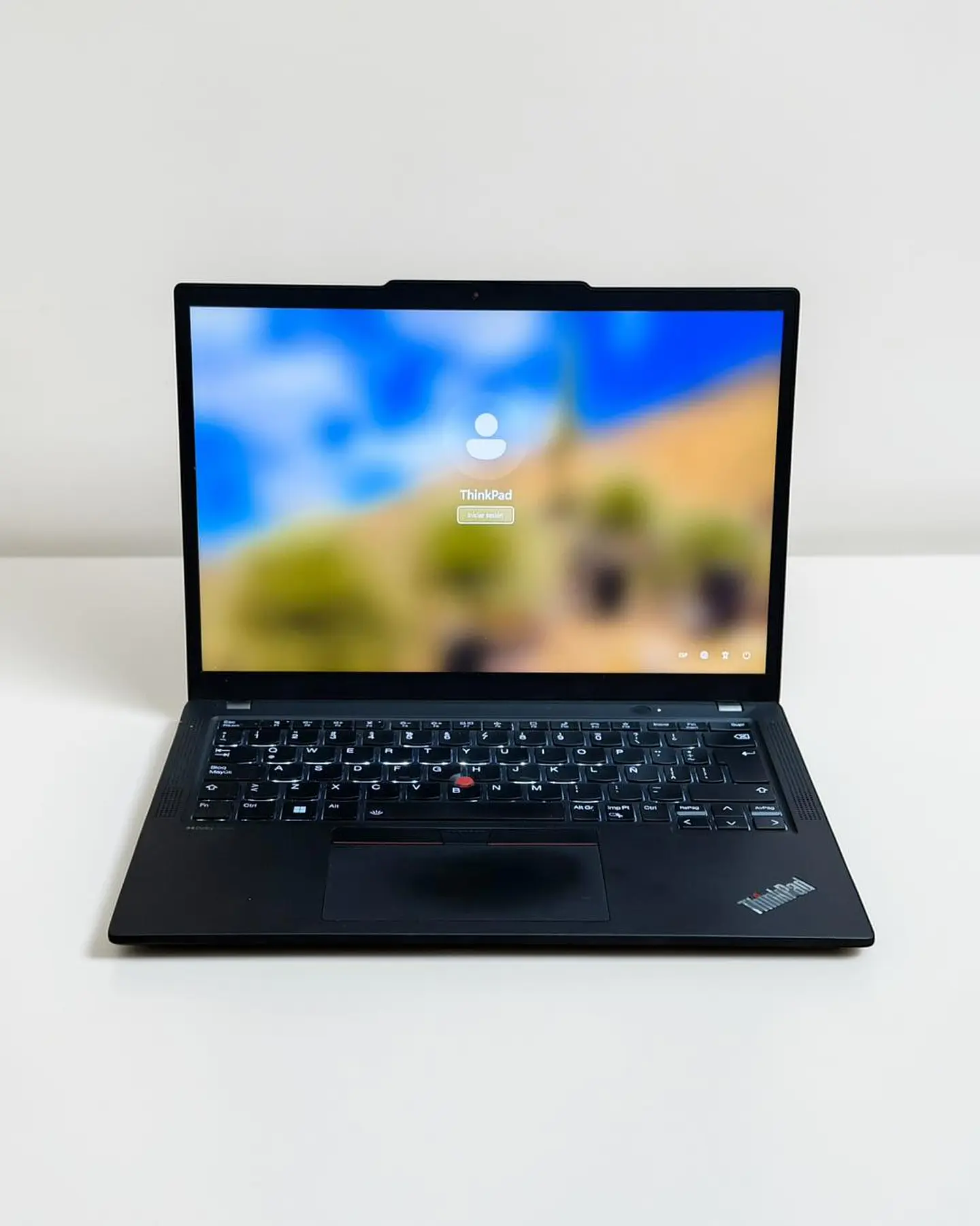 Lenovo Thinkpad X13 Gen 4 / i7-1365U / 1TB SSD / 16GB RAM / Pantalla 13,3 FHD 5