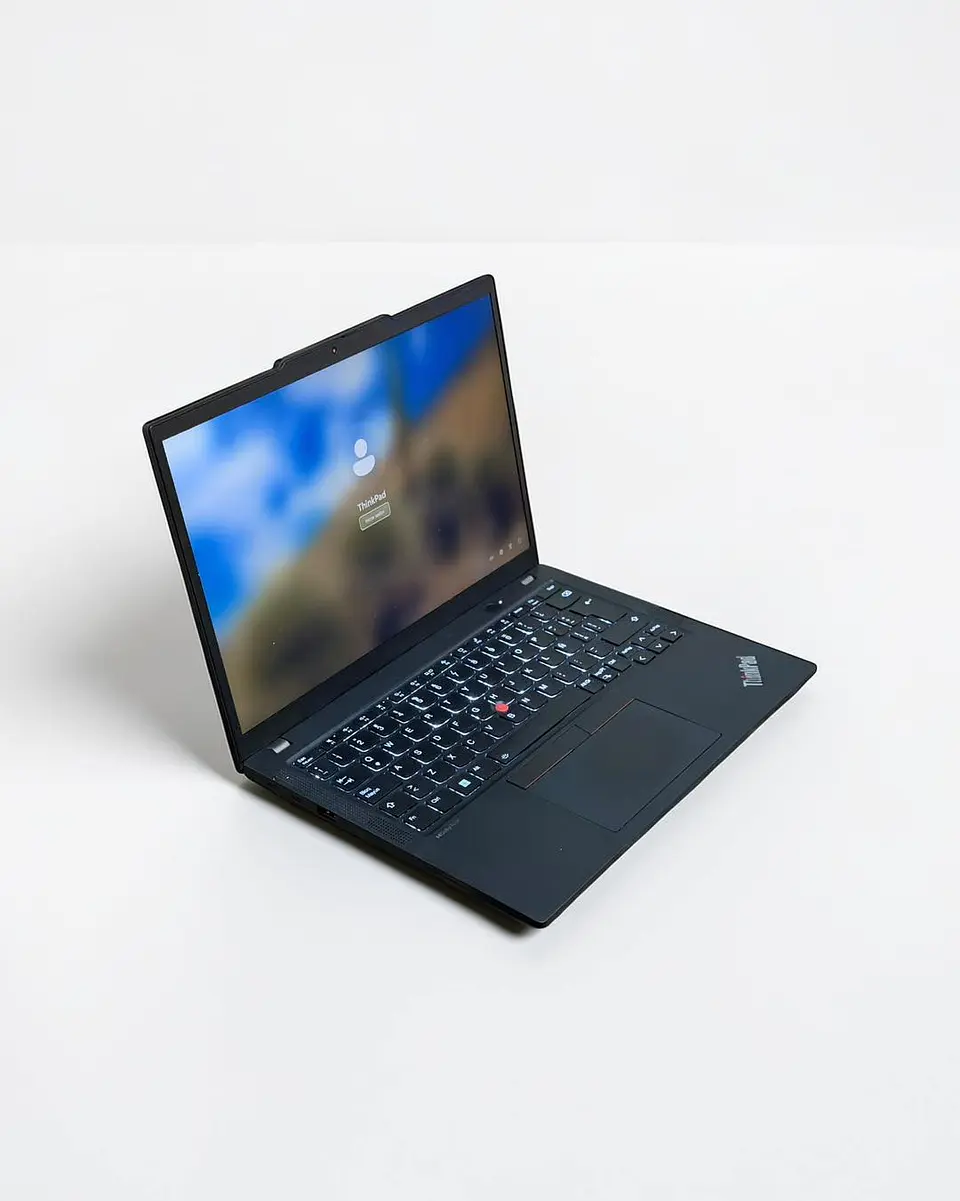 Lenovo Thinkpad X13 Gen 4 / i7-1365U / 1TB SSD / 16GB RAM / Pantalla 13,3 FHD 6