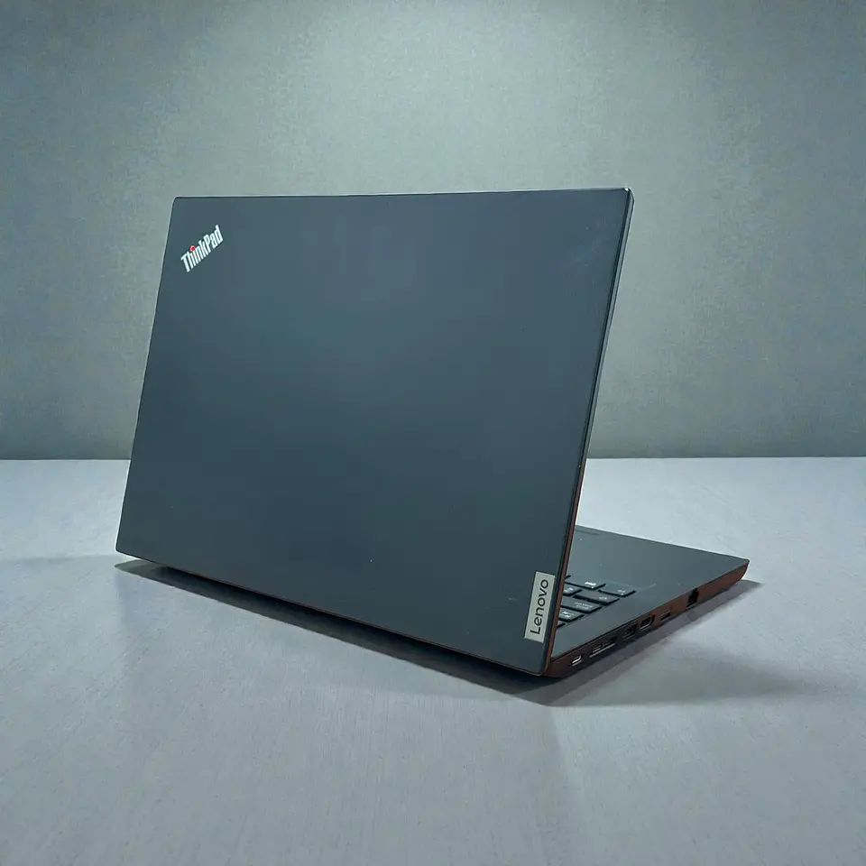 Lenovo Thinkpad L14 Gen 1 / i5-10210U / 8GB RAM / 256GB SSD / Pantalla 14 HD 6
