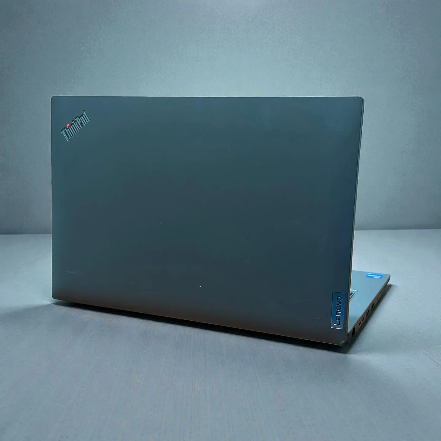 Lenovo L14 Gen 4 / i5-1335U / 512GB SSD / Pantalla 14 FHD / 8GB RAM 2