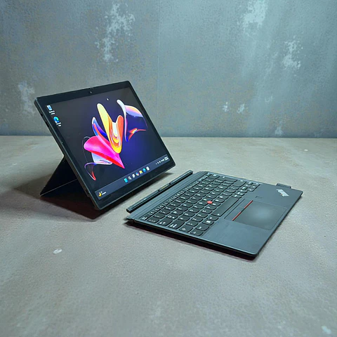 Lenovo Thinkpad X12 Detachable Gen 1 / i5-1140G7 / 16GB RAM / 512GB SSD / Pantalla 12,5 FHD Touch Convertible