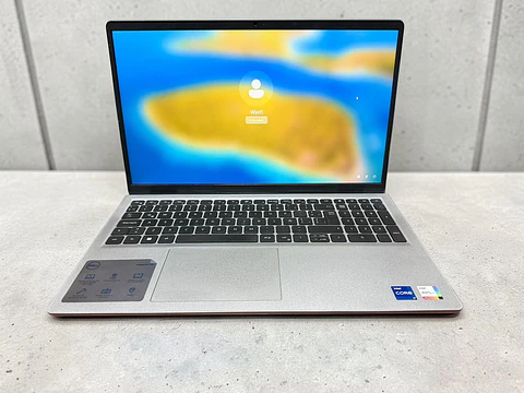Dell Inspiron 15 3520 / i7-1255U / 16GB RAM / 512GB SSD / Pantalla 15,6 Full HD
