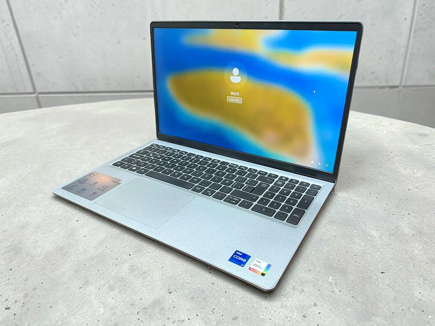 Dell Inspiron 15 3520 / i7-1255U / 16GB RAM / 512GB SSD / Pantalla 15,6 Full HD 6