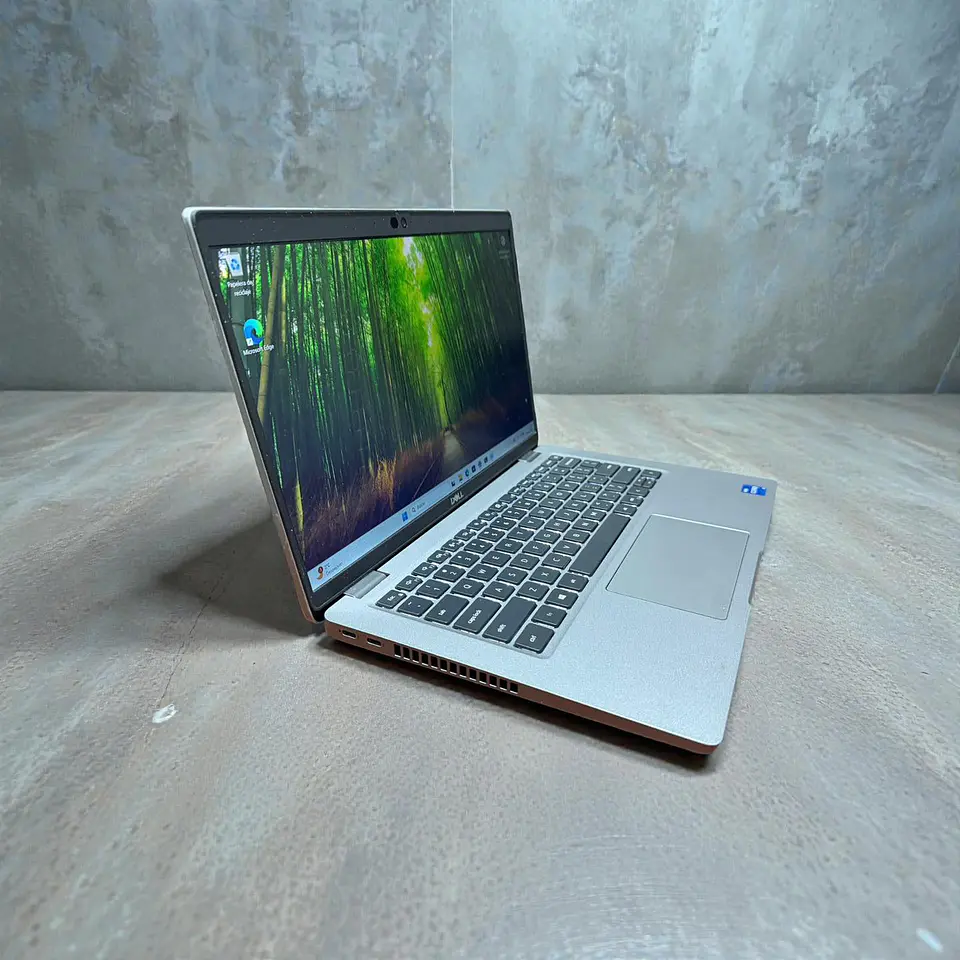 Dell latitude 5420 / i7-1165G7 / 16GB RAM / 512GB SSD / Pantalla 14 FHD TOUCH 1