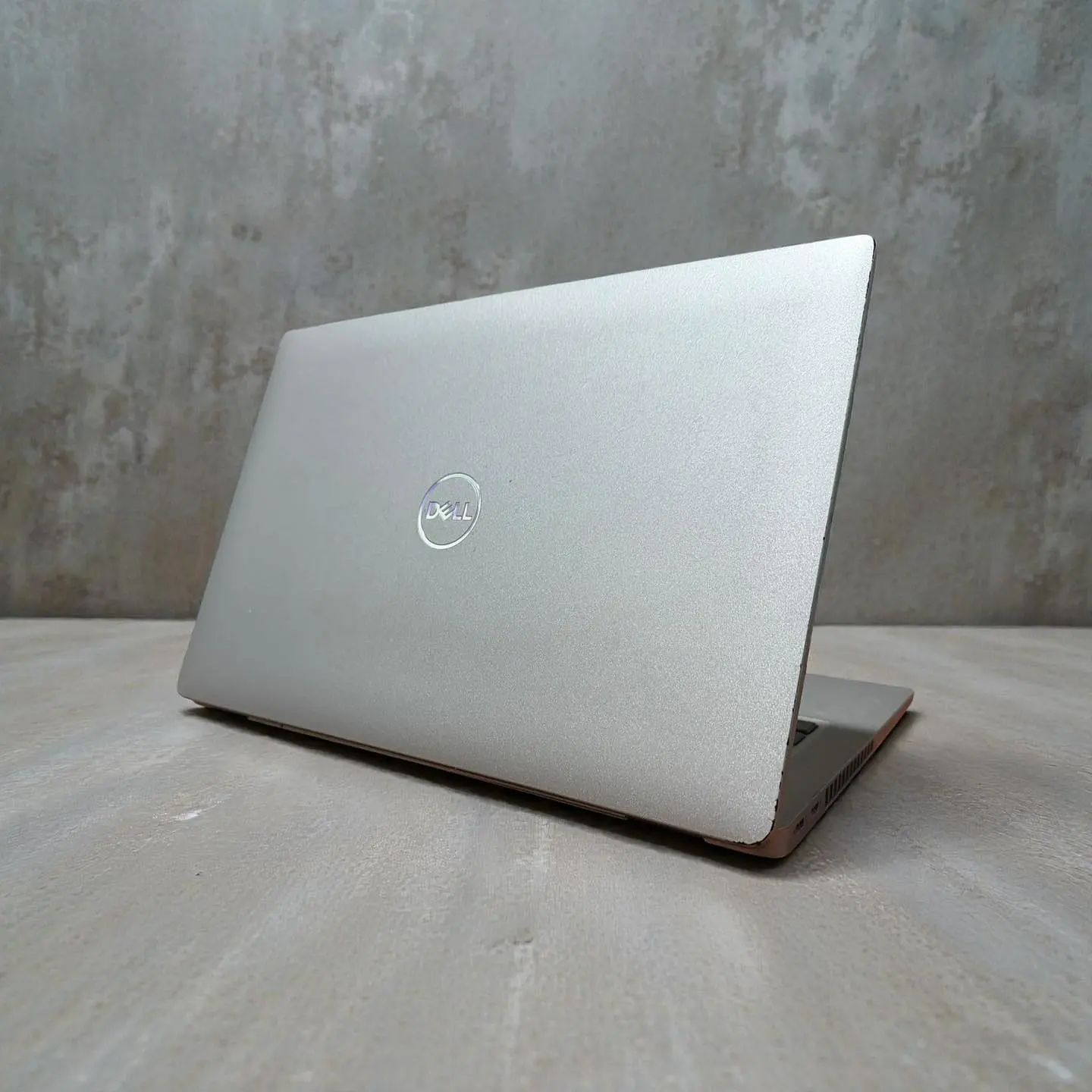 Dell latitude 5420 / i7-1165G7 / 16GB RAM / 512GB SSD / Pantalla 14 FHD TOUCH 5