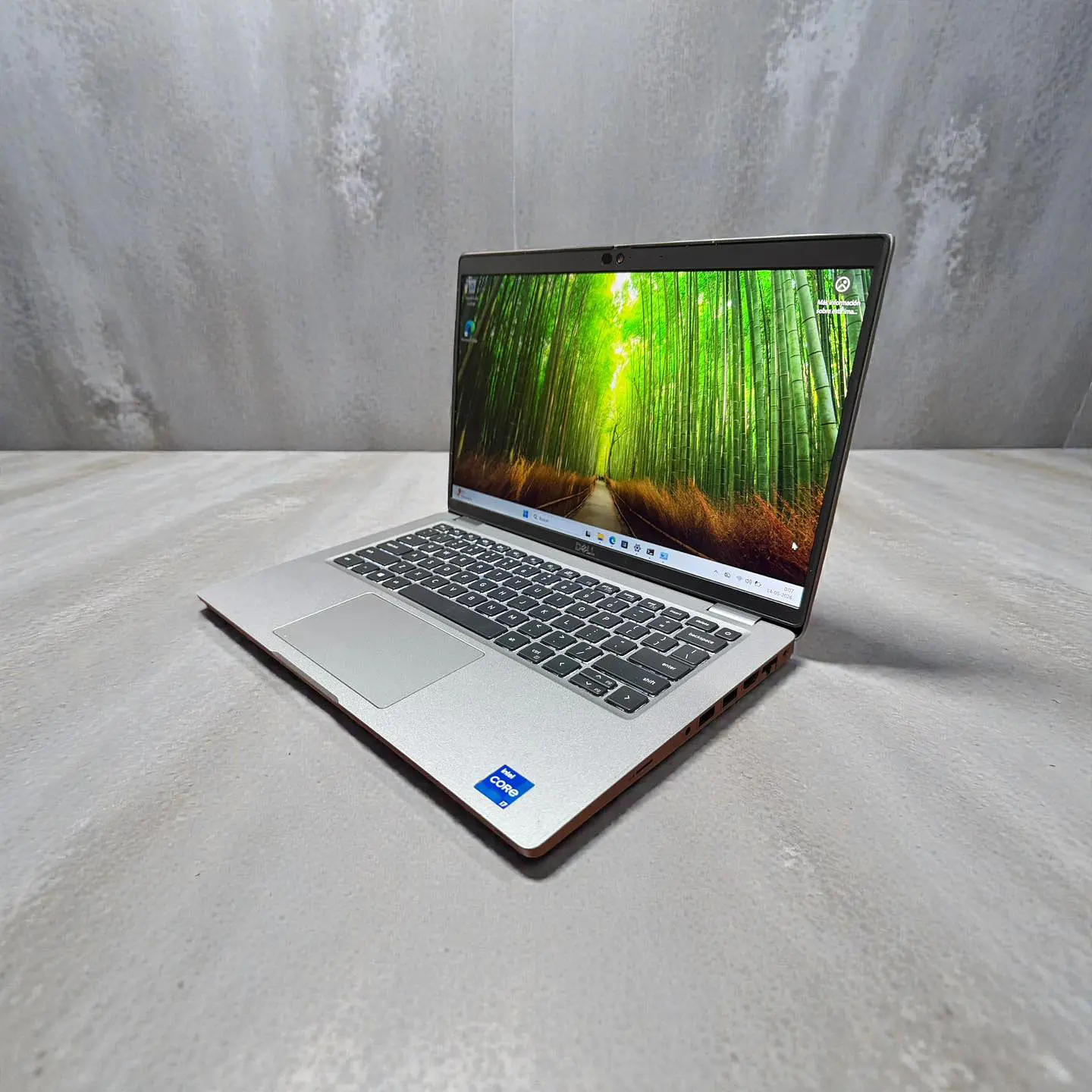 Dell latitude 5420 / i7-1165G7 / 16GB RAM / 512GB SSD / Pantalla 14 FHD TOUCH 7