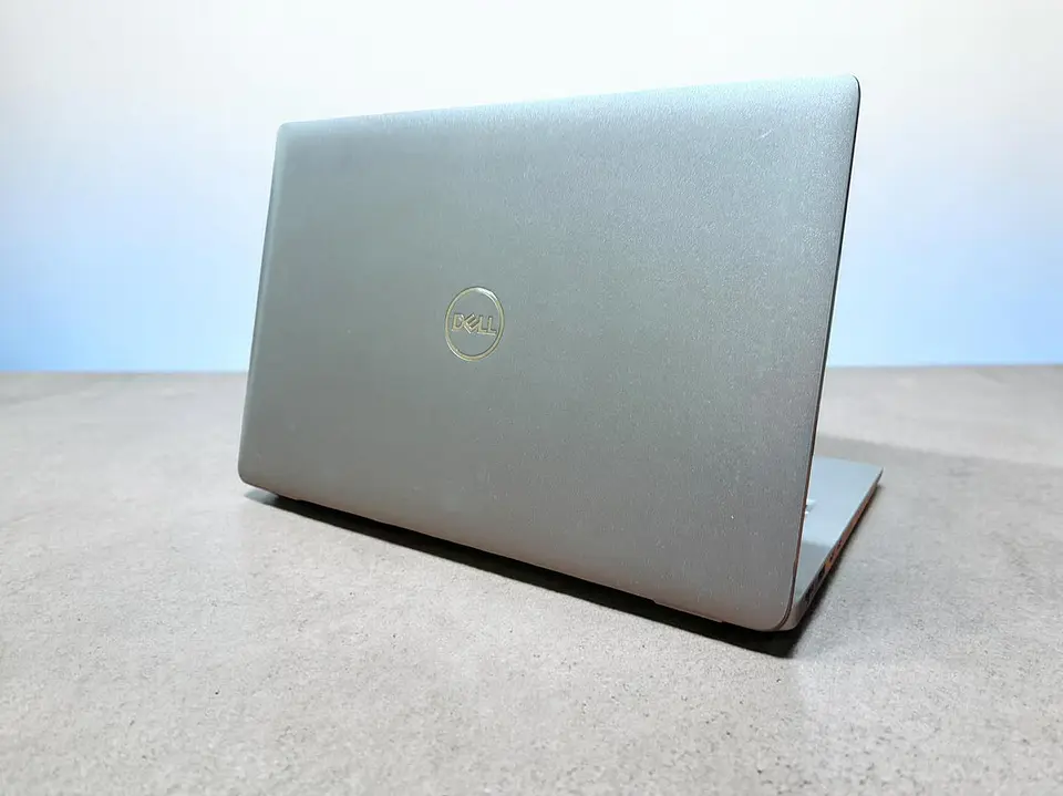 Dell latitude 5440 / i7-1370P / 16GB RAM / 512GB SSD / Pantalla 14 FHD 2