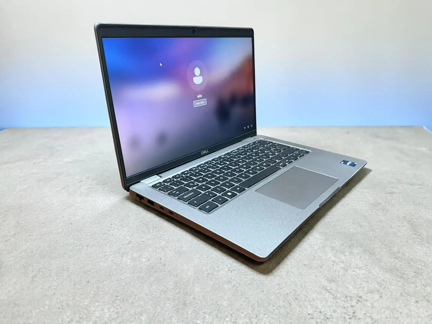 Dell latitude 5440 / i7-1370P / 16GB RAM / 512GB SSD / Pantalla 14 FHD 3