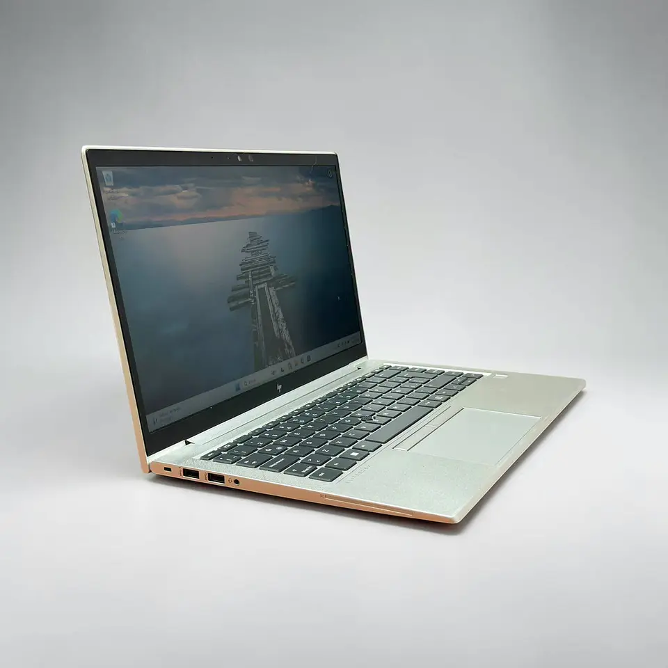 HP Elitebook 840 G8 / i7-1165G7 / 16GB RAM / 512GB SSD / Pantalla 14 FHD 1
