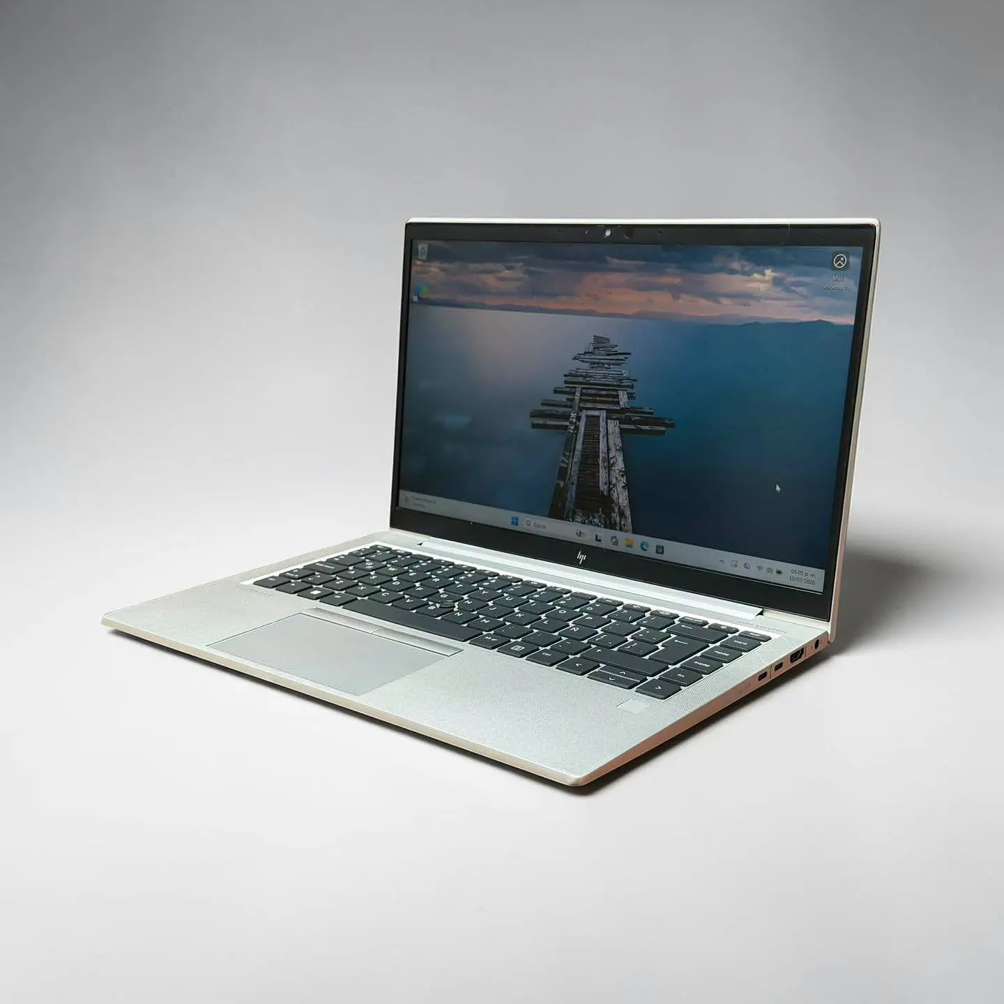 HP Elitebook 840 G8 / i7-1165G7 / 16GB RAM / 512GB SSD / Pantalla 14 FHD 5