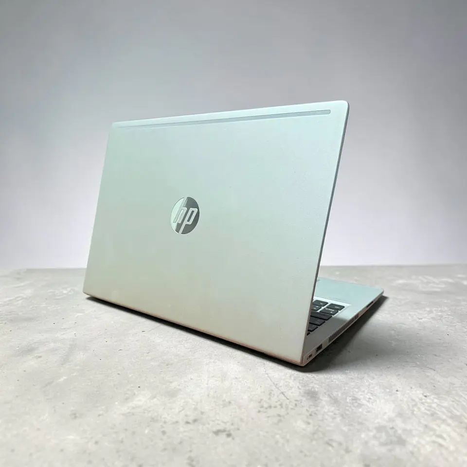 HP Probook 445 G7 / Ryzen 7 4700U / 12GB RAM / 256GB SSD / Pantalla 14 HD 5