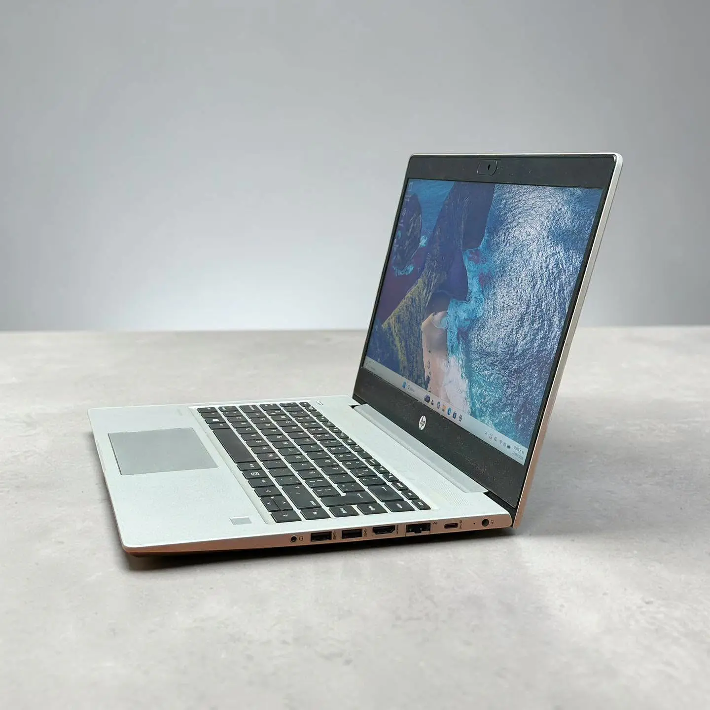 HP Probook 445 G7 / Ryzen 7 4700U / 12GB RAM / 256GB SSD / Pantalla 14 HD 7