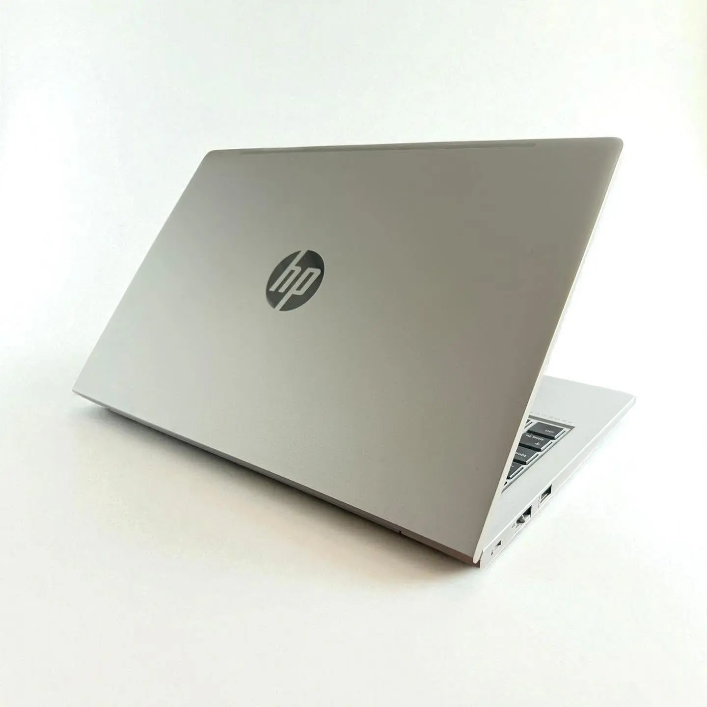 HP Probook 445 G8 / Ryzen 7 5800U / 16GB RAM / 512GB SSD / Pantalla 14 HD 3
