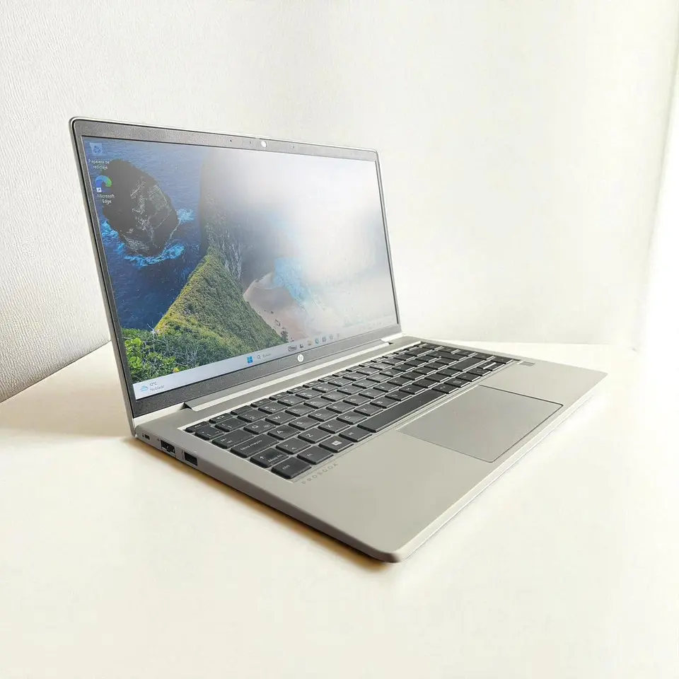 HP Probook 445 G8 / Ryzen 7 5800U / 16GB RAM / 512GB SSD / Pantalla 14 HD 4