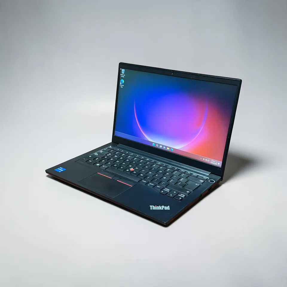 Thinkpad E14 Gen 2 / i5-1135G7 / 512GB SSD / Pantalla 14 FHD / 8GB RAM 1