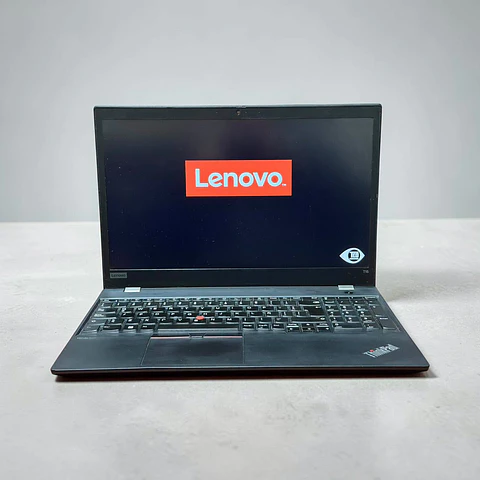 Lenovo Thinkpad T15 Gen 2 / i7-1165G7 / Nvidia MX450 / 16GB RAM / 512GB SSD / Pantalla 15,6 Full HD