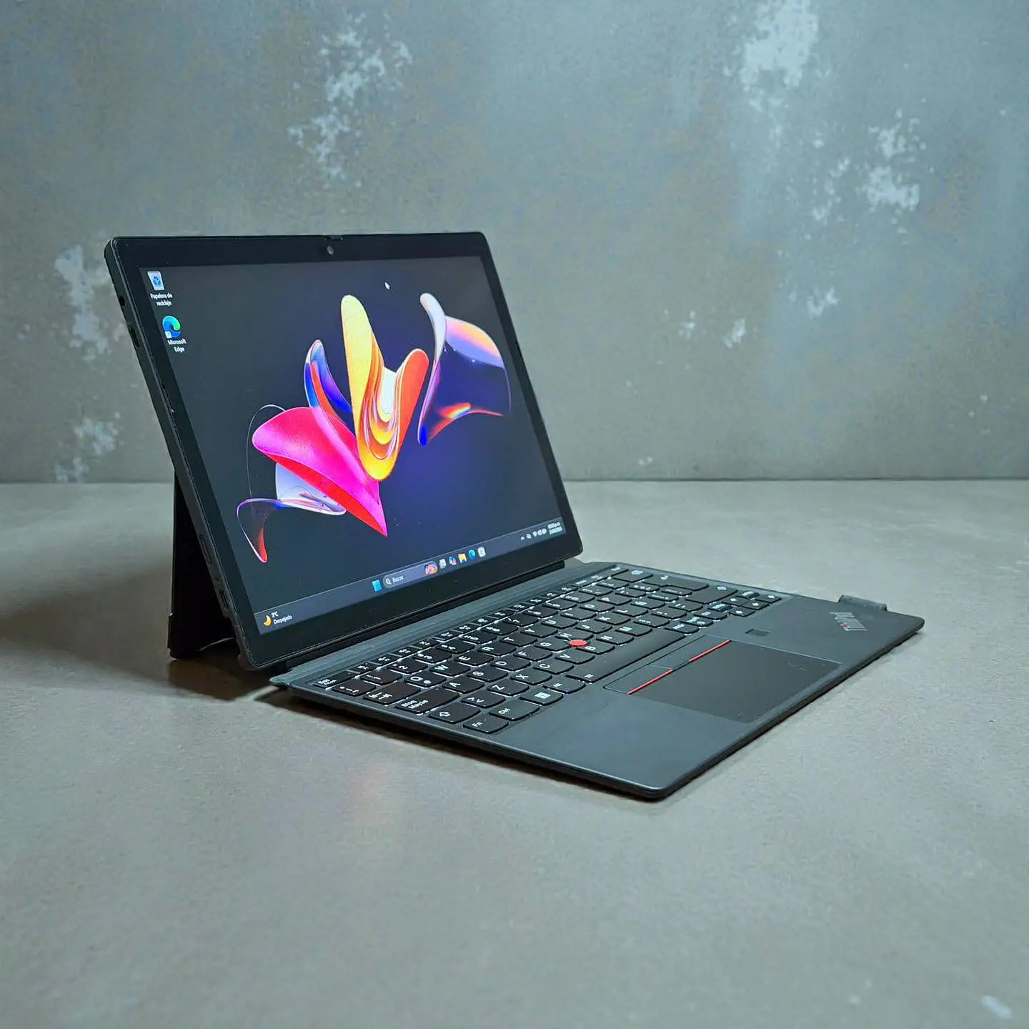 Thinkpad X12 Detachable Gen 1 / i5-1140G7 / 16GB RAM / 512GB SSD / Pantalla 12,3 FHD Convertible 6