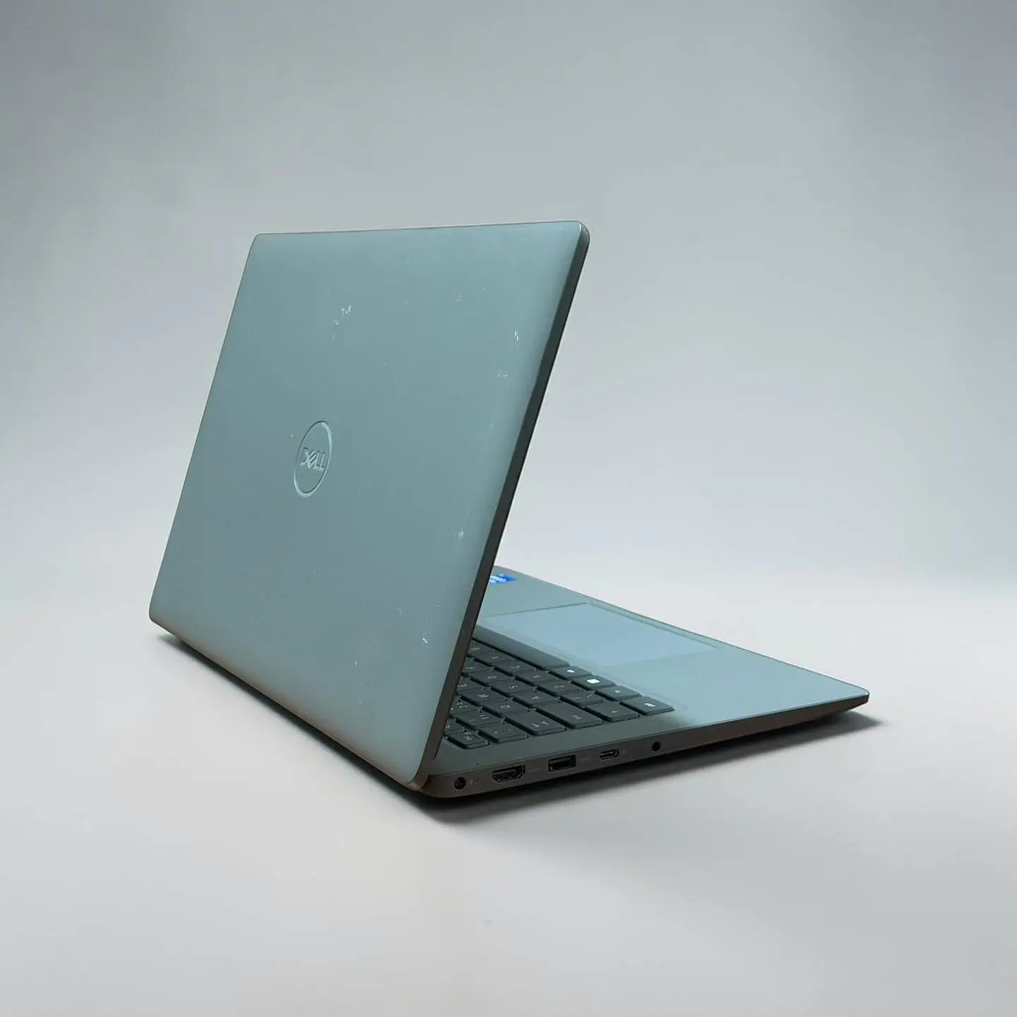 Dell latitude 3450 / i7-1355U / 16GB RAM / 512GB SSD / Pantalla 14 FHD 4