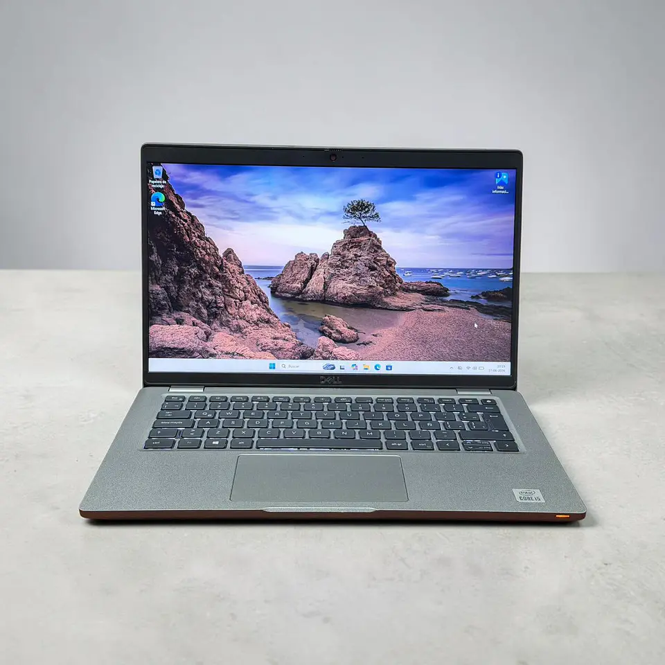 Dell latitude 5420 / i5-10210U / 8GB RAM / 256GB SSD / Pantalla 14 HD 2
