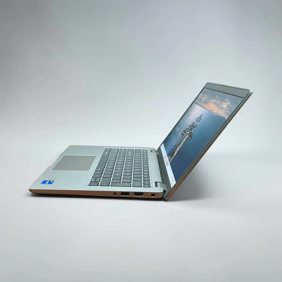 Dell latitude 5440 / i7-1355U / 16GB RAM / 512GB SSD / Pantalla 14 FHD 7